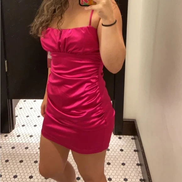 Pink mini dress - Picture 1 of 3